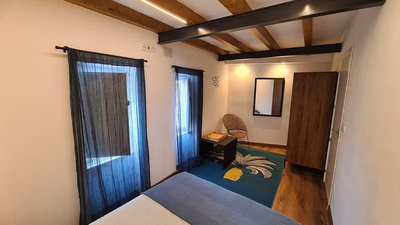 Segundo dormitorio de la casa rural, vista lateral
